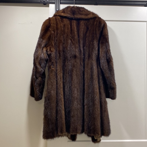 Ladies Mink Fur Coat - Picture 3 of 3